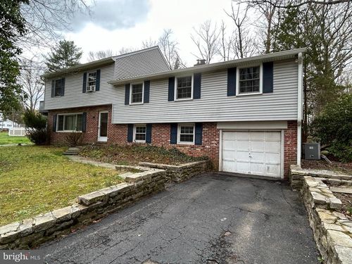 37 Carriage Dr, Media, PA, 19063-4430 | Card Image