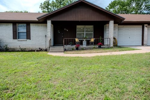 210 Loesch Dr, Elgin, TX, 78621-1102 | Card Image