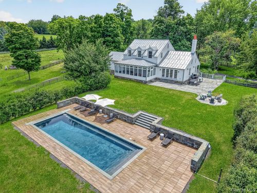 123 Collabar Rd, Montgomery, NY, 12549-1833 | Card Image