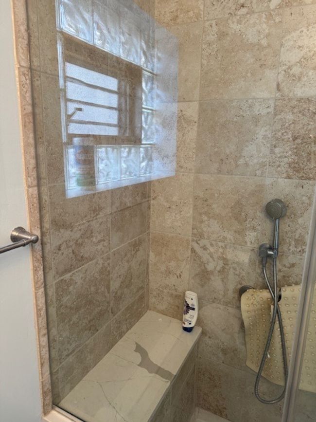 913 N 24 Th Ave, Home with 5 bedrooms, 2 bathrooms and 6 parking in Melrose Park IL | Image 8