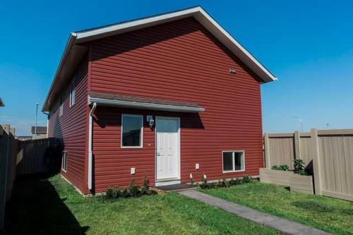 a-9709 89 St, Grande Prairie, AB, T8X0R3 | Card Image