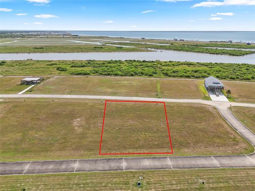 3041 Sandy Ln, Palacios, TX, 77465 | Card Image