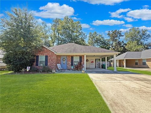 218 S Park Cir, Ponchatoula, LA, 70454-9420 | Card Image