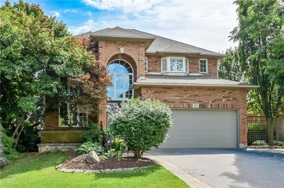 15 Pelham Dr, House other with 4 bedrooms, 4 bathrooms and 6 parking in Ancaster ON | Image 1