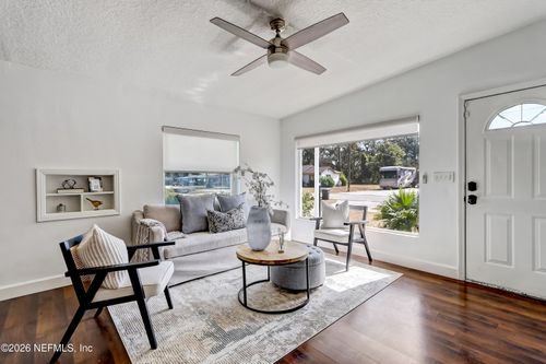 2477 Community Rd, Jacksonville, FL, 32207-7800 | Card Image