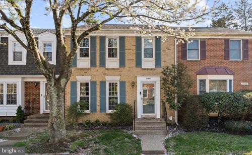 10447 Red Granite Ter, OAKTON, VA, 22124-2713 | Card Image