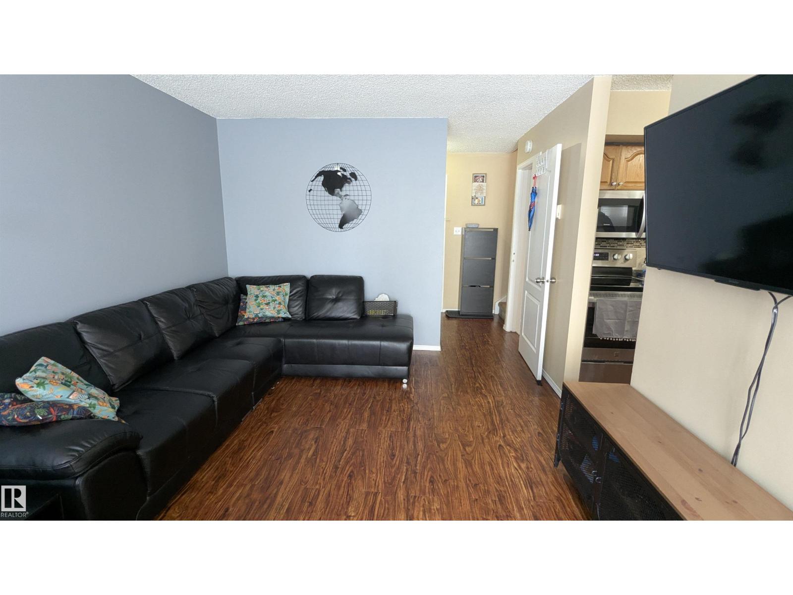 Residential in Edmonton 4