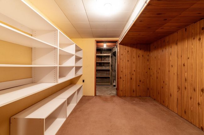 692 Blue Mountain St, House other with 3 bedrooms, 1 bathrooms and 6 parking in Coquitlam BC | Image 24