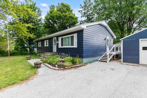 66 Spring St, Swanton, VT, 05488-1351 | Card Image
