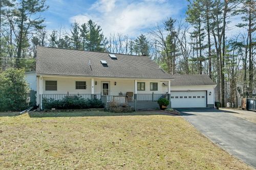 3 Lancaster Drive, Londonderry, NH, 03053 | Card Image
