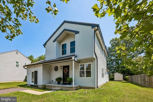 33 Country Ln, Voorhees, NJ, 08043-1179 | Card Image