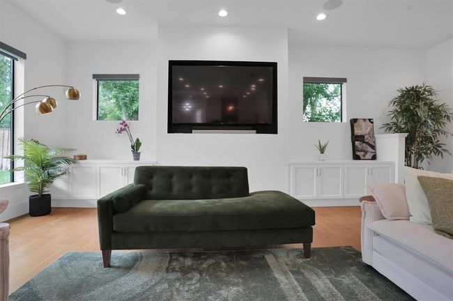 9115 Hammerly Blvd, House other with 4 bedrooms, 4 bathrooms and null parking in Houston TX | Image 22