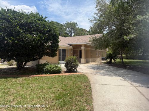 9443 Burnam Dr, WEEKI WACHEE, FL, 34613-3405 | Card Image
