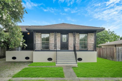 1917 Heights Dr, Saint Bernard, LA, 70085-4847 | Card Image