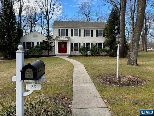 23 Deerhorn Trl, Upper Saddle River, NJ, 07458-1133 | Card Image