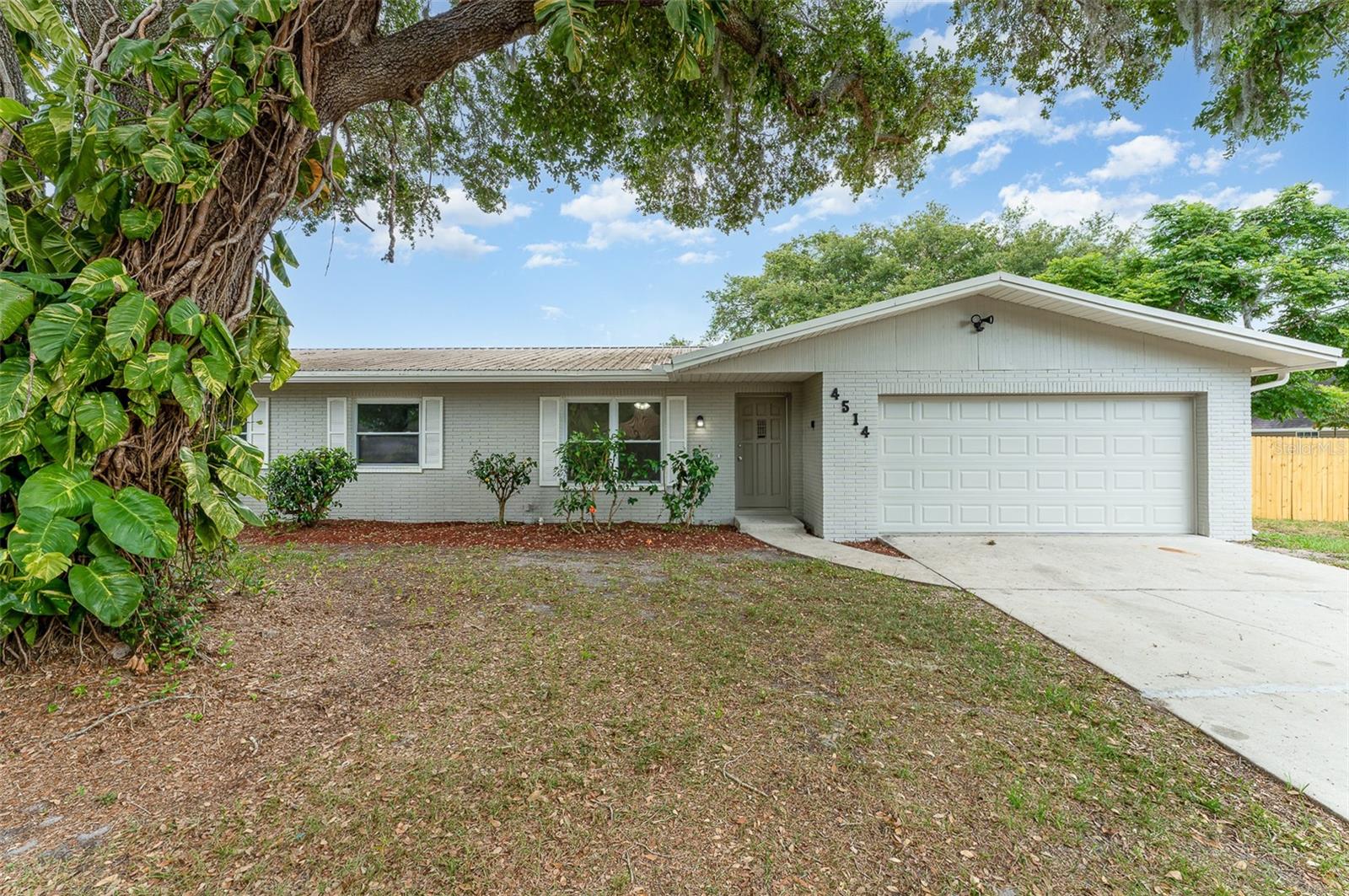 Ginny Dr, Lakeland, FL 33811