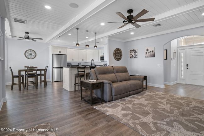3448 Triggerfish Dr, House other with 4 bedrooms, 3 bathrooms and null parking in HERNANDO BEACH FL | Image 11