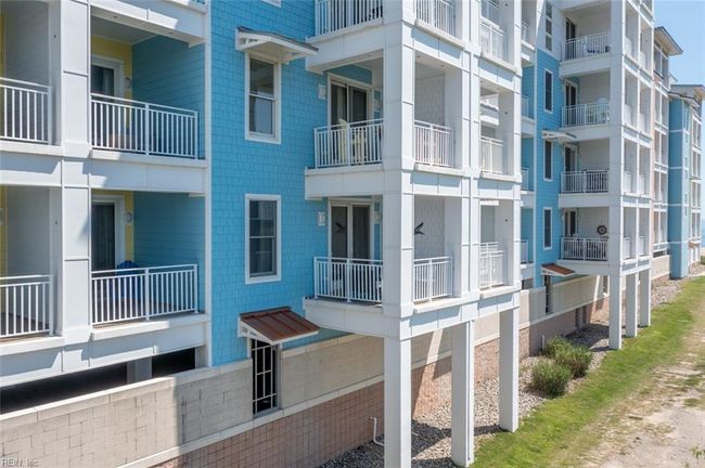 APT-121B - 3738 Sandpiper Rd, House attached with 2 bedrooms, 2 bathrooms and null parking in Virginia Beach VA | Image 48