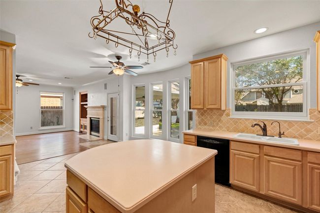 14306 Medlowe Ct, House other with 5 bedrooms, 4 bathrooms and 2 parking in Cypress TX | Image 13