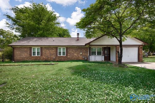 2815 Winchester Rd Nw, Huntsville, AL, 35810-1338 | Card Image