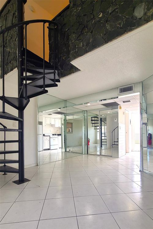 t20-4121 Nw 26th St, Lauderhill, FL, 33313-2785 | Card Image