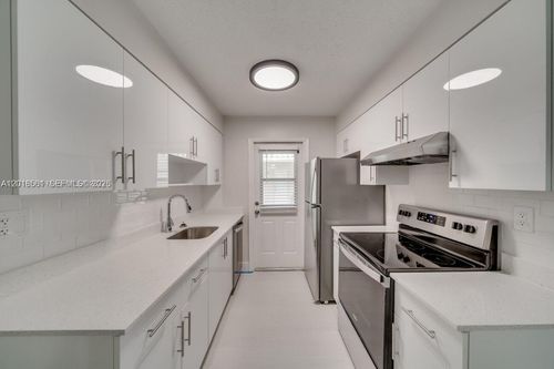 201e-841 Sw 74th Ter, North Lauderdale, FL, 33068-2360 | Card Image
