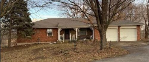 14695 S Gardner Rd, Gardner, KS, 66030-9316 | Card Image