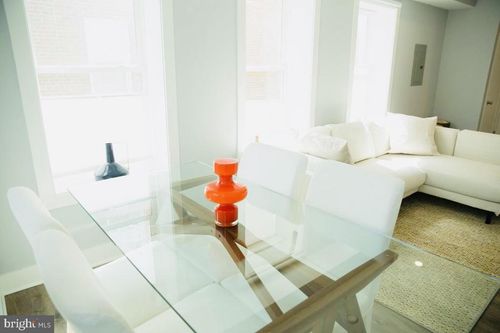 apt-4-1340 Nicholson St Nw, WASHINGTON, DC, 20011-2861 | Card Image