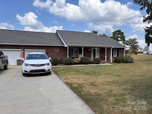 1310 N Piedmont Ave, Kings Mountain, NC, 28086-9471 | Card Image