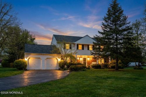 2 Wickham Lane, East Windsor, NJ, 08520 | Card Image