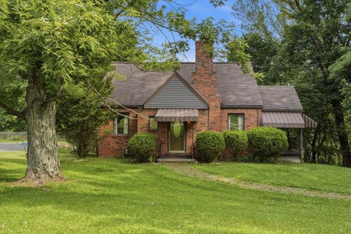 408 Vineyard Dr, Gibsonia, PA, 15044-9225 | Card Image