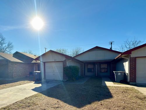 8912 Greenmound Ave, Dallas, TX, 75227-8363 | Card Image