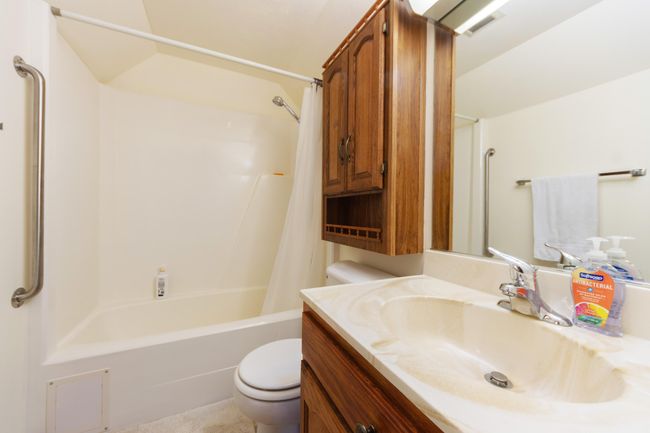 Primary Suite full bath | Image 17