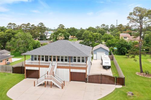 610 S Shady Ln, La Porte, TX, 77571-7252 | Card Image