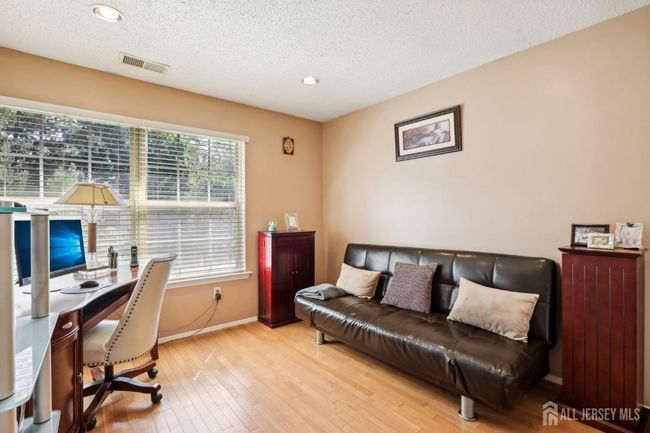 144 Nebula Rd, Townhouse with 2 bedrooms, 3 bathrooms and null parking in Piscataway NJ | Image 25