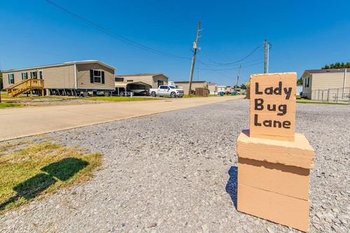 346 Bayou Blue Bypass Rd, Gray, LA, 70359-5213 | Card Image