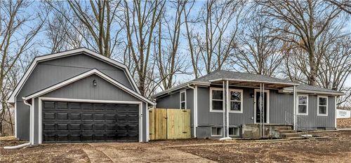 2944 N 60th St, Kansas City, KS, 66104-1911 | Card Image