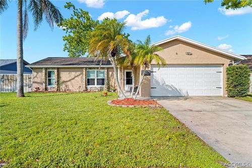 11201 Island Pine Dr, Port Richey, FL, 34668-2408 | Card Image