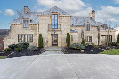 78 Hoodridge Dr, Mt. Lebanon, PA, 15228-1837 | Card Image