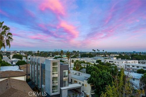  N Spaulding Ave #205, West Hollywood, CA, 90046 | Card Image