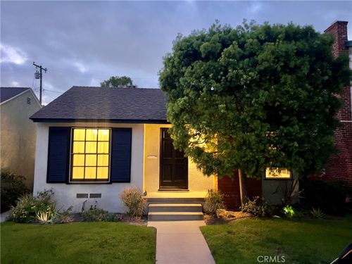 221 Saint Joseph Ave, Long Beach, CA, 90803-1757 | Card Image