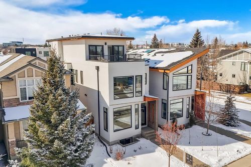 4905 21 St Sw, Calgary, AB, T2T5B7 | Card Image
