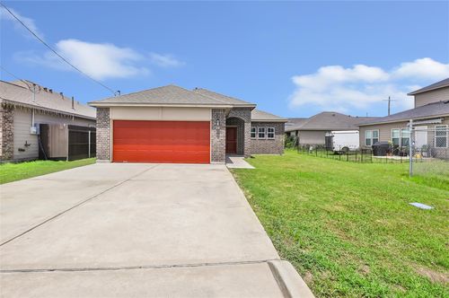 36 Road 5102 C, Cleveland, TX, 77327-2706 | Card Image