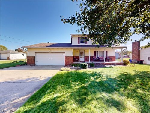 1560 Martin Road, Mogadore, OH, 44260 | Card Image