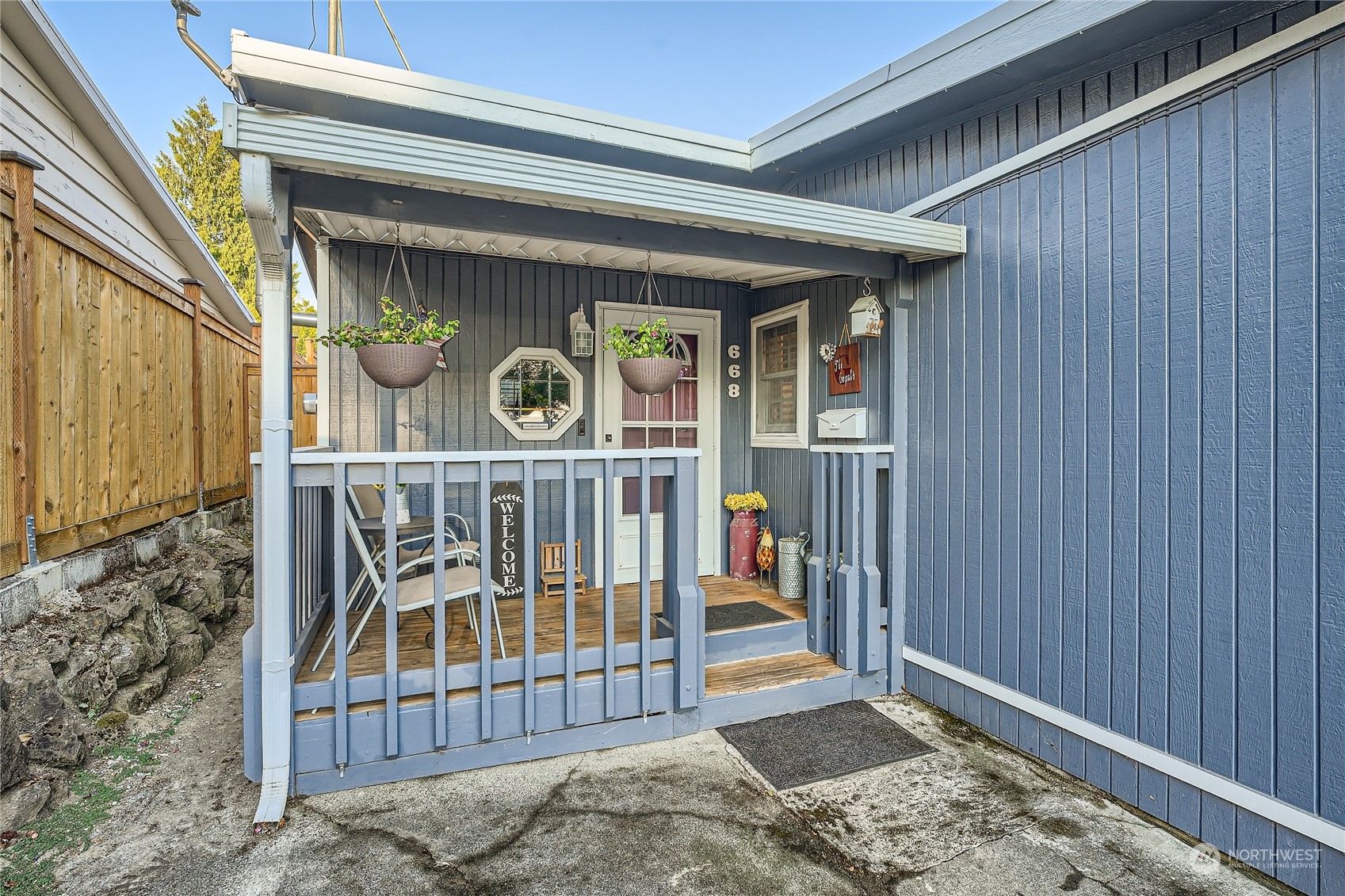 Edmonds Ave, Renton, WA 98056