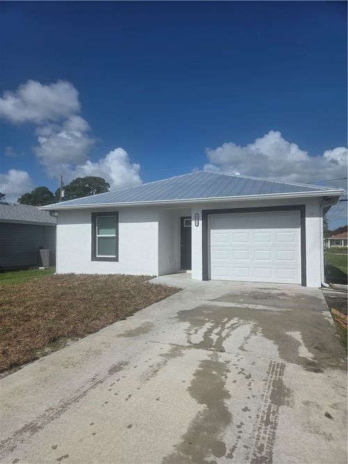 1145 11th Avenue Sw, Vero Beach, FL, 32962 | Card Image