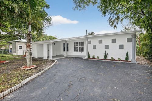 7120 Allen St, Hollywood, FL, 33024-1618 | Card Image