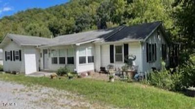 17094 Us Highway 23, House other with 3 bedrooms, 2 bathrooms and null parking in Duffield VA | Image 1