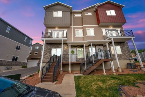 67 S Walker Pl, North Salt Lake, UT, 84054-4116 | Card Image