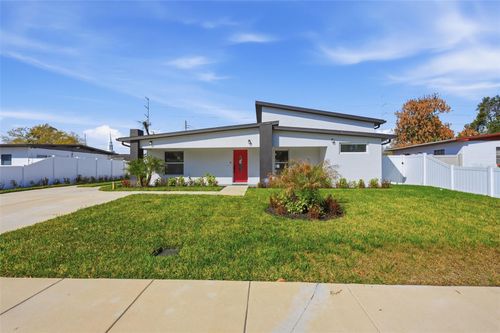 10104 N Dartmouth Ave, TAMPA, FL, 33612-7453 | Card Image